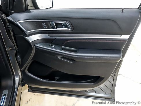 Used 2017 Ford Explorer Sport AWD/4WD image 35