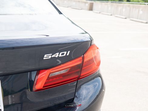 Used 2017 BMW 540i xDrive AWD/4WD image 47
