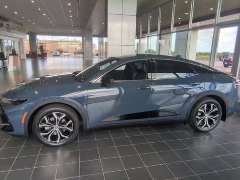 New 2026 Toyota Crown XLE image 4