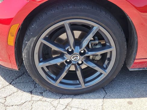 Used 2016 MAZDA MX-5 Miata Grand Touring RWD image 14