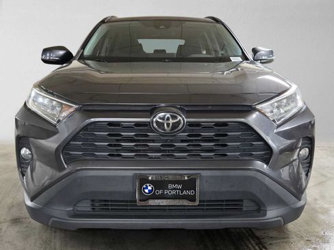 Used 2019 Toyota RAV4 XLE w/ All Weather Liner Package AWD/4WD image 8