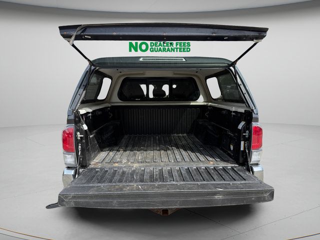 Used 2021 Toyota Tacoma TRD Off-Road AWD/4WD image 10