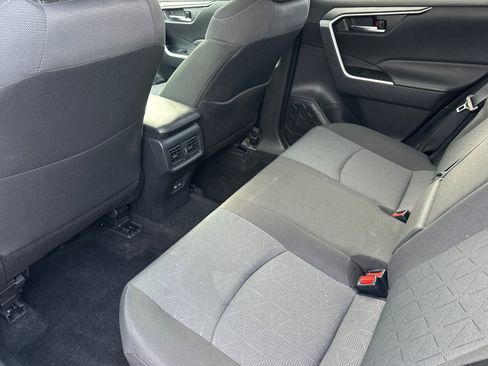 Used 2025 Toyota RAV4 XLE image 14