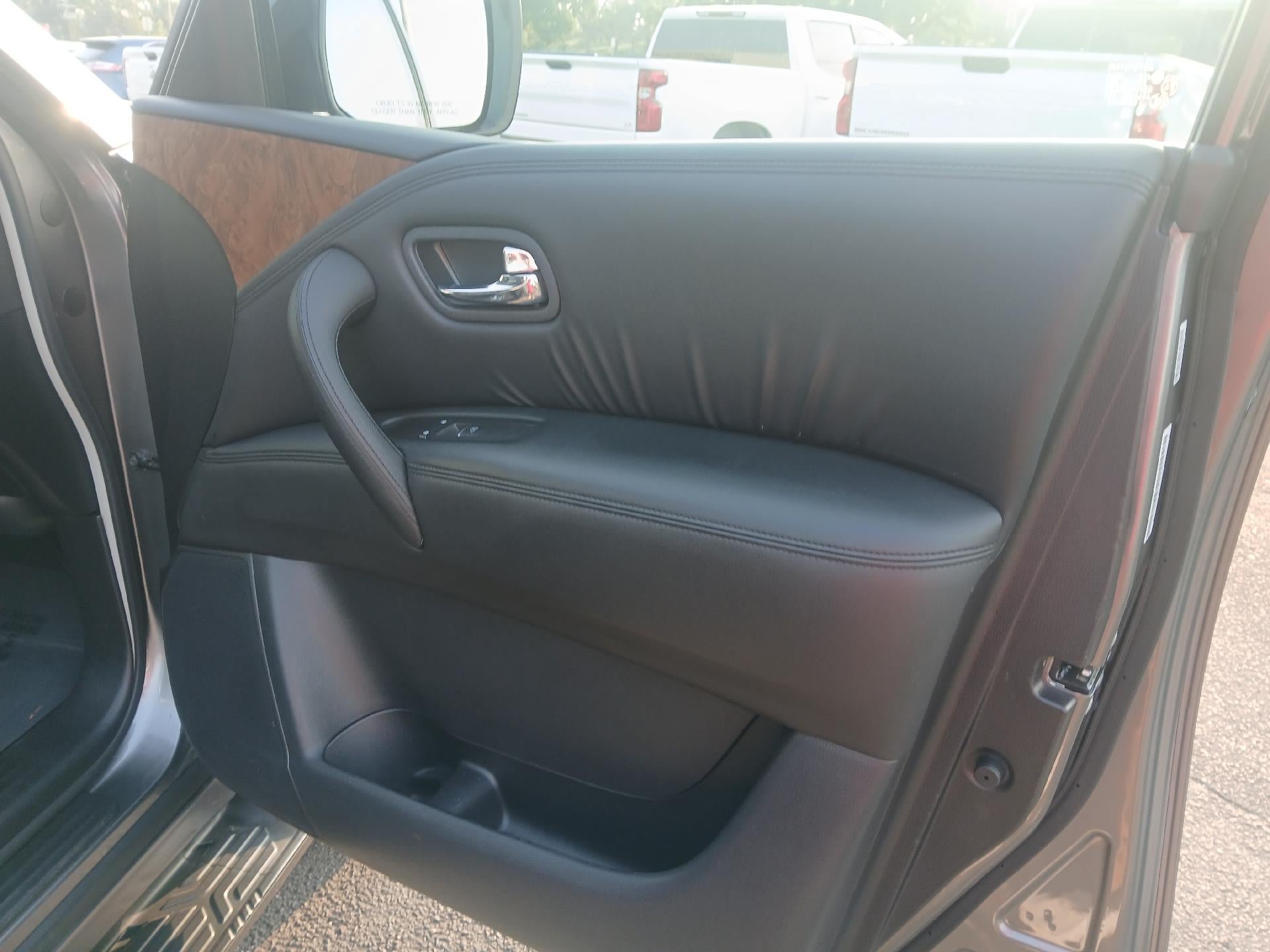 Used 2022 Nissan Armada SL RWD image 22