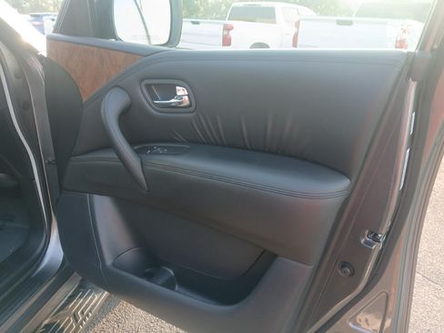 Used 2022 Nissan Armada SL RWD image 22
