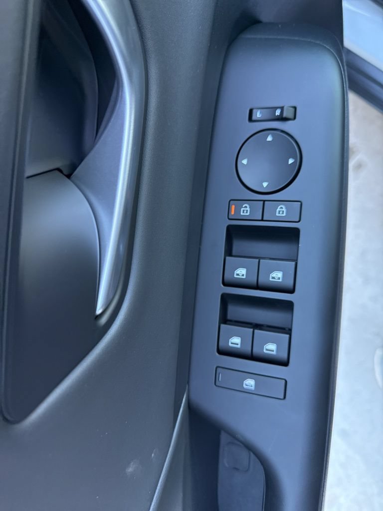 New 2026 Hyundai Kona Limited FWD image 24
