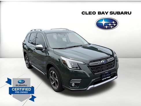 Used 2022 Subaru Forester Touring AWD/4WD image 1
