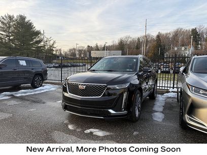 Certified 2025 Cadillac XT6 Premium Luxury