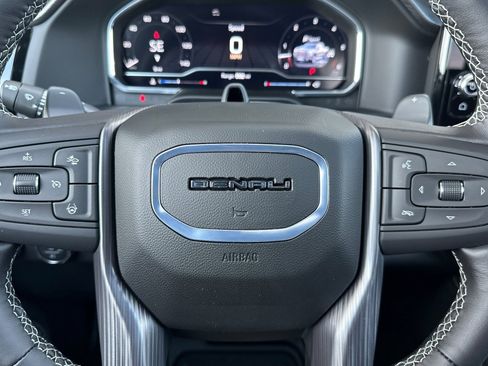 Used 2025 GMC Sierra 1500 Denali Ultimate image 26