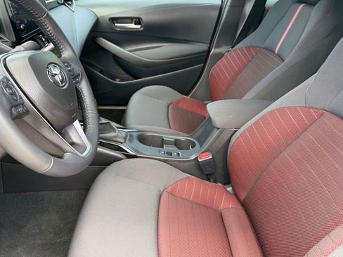 Used 2026 Toyota Corolla SE FWD image 12