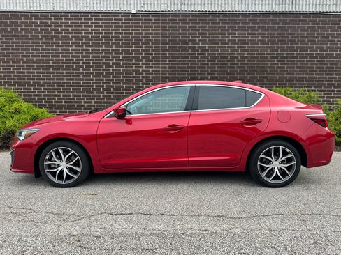 Used 2020 Acura ILX image 2