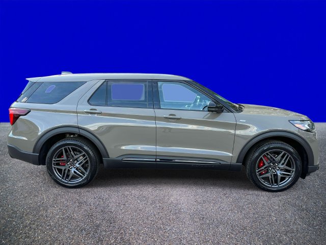 New 2027 Ford Explorer ST-Line AWD/4WD image 2