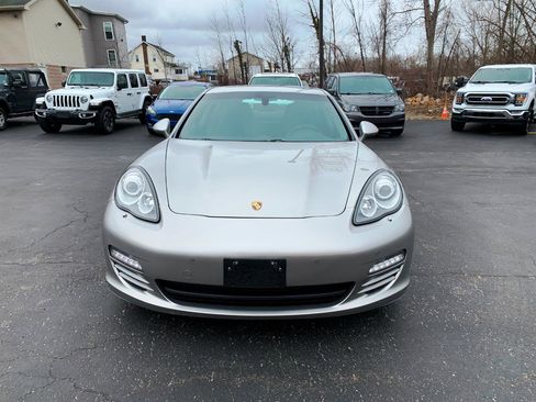 Used 2013 Porsche Panamera 4S image 2