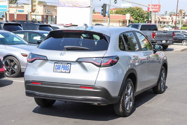 Used 2027 Honda HR-V LX image 10