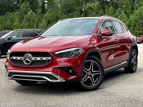 Used 2026 Mercedes-Benz GLA 250 image 2