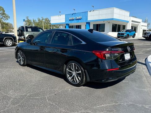 Used 2024 Honda Civic Touring image 8