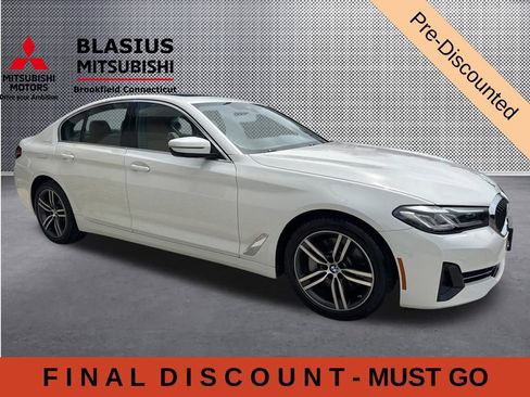 Used 2023 BMW 530i xDrive w/ Convenience Package AWD/4WD image 1
