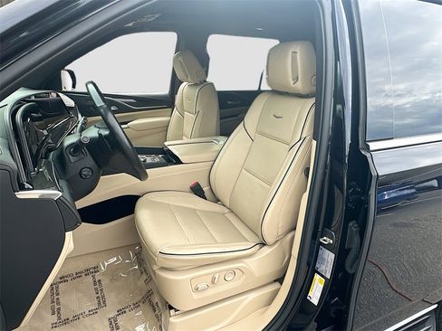 Used 2023 Cadillac Escalade Premium Luxury w/ LPO, Radiant Package image 22