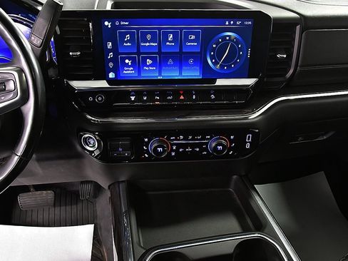 Used 2024 Chevrolet Silverado 2500 LTZ w/ LTZ Plus Package image 29