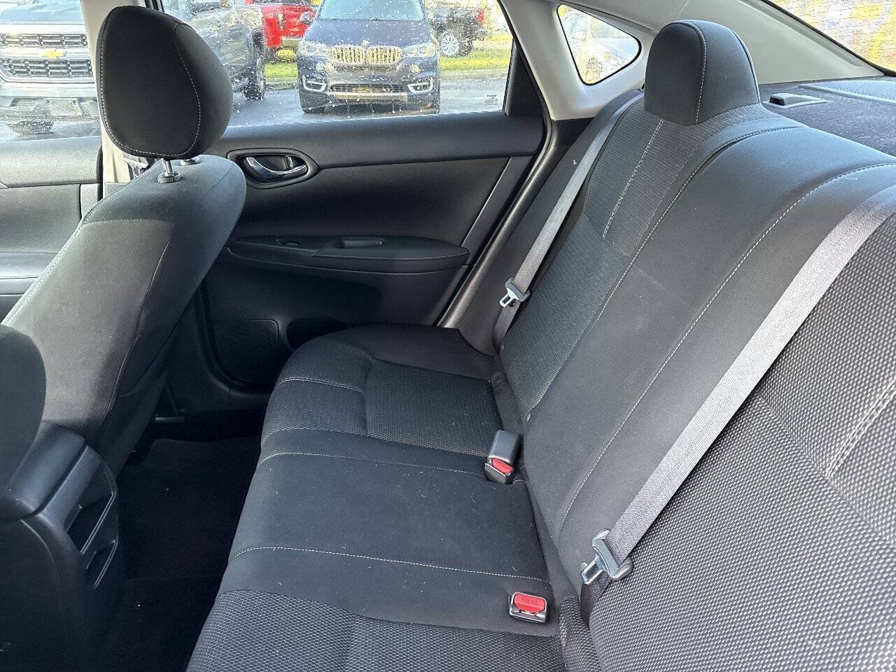 Used 2018 Nissan Sentra S FWD image 7