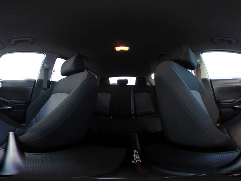 Used 2025 Kia Soul LX w/ LX Technology Package image 40