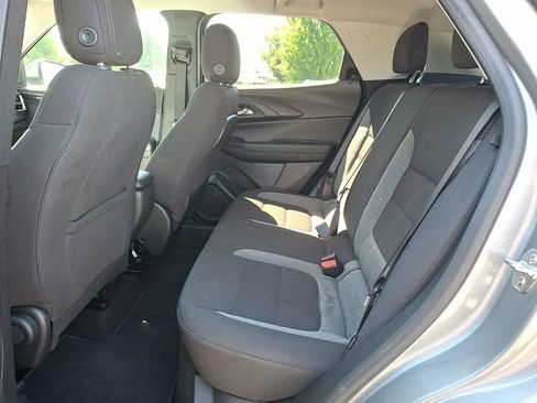 Used 2024 Chevrolet TrailBlazer LT FWD image 12