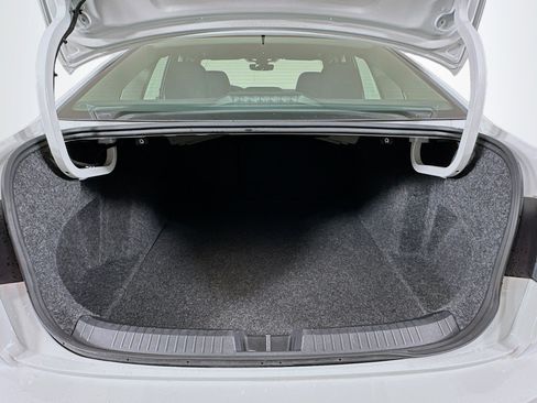 Used 2024 Volkswagen Jetta S image 27