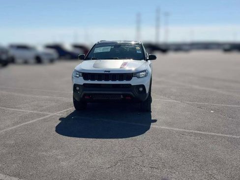 New 2026 Jeep Compass Trailhawk image 2