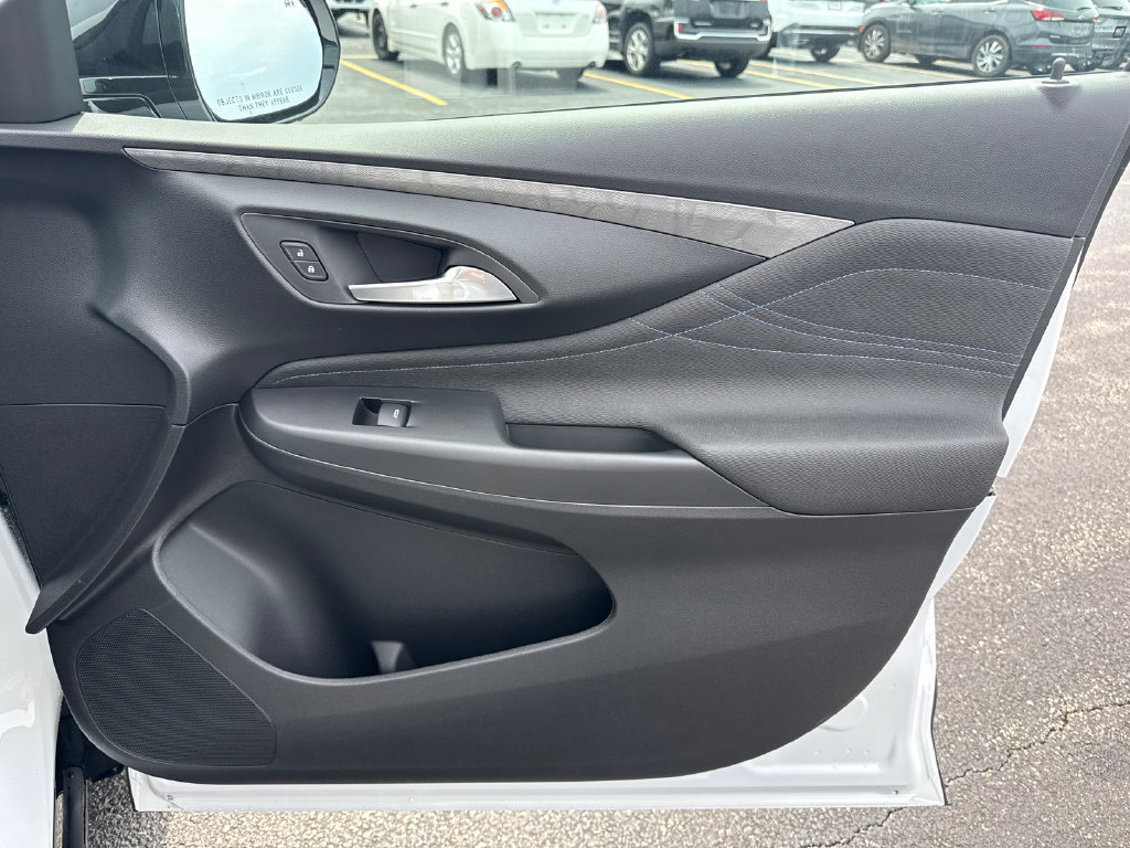 New 2026 Buick Envista Sport Touring w/ Convenience I Package FWD image 34