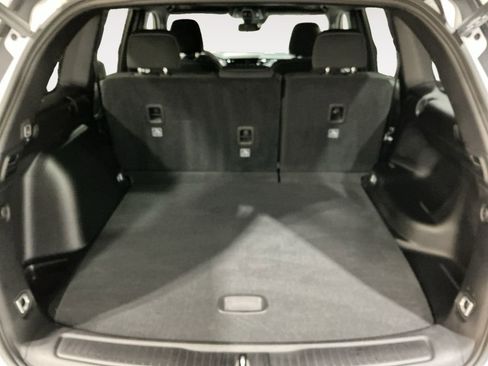 Used 2024 Jeep Grand Cherokee Laredo X w/ Luxury Tech Group I AWD/4WD image 21