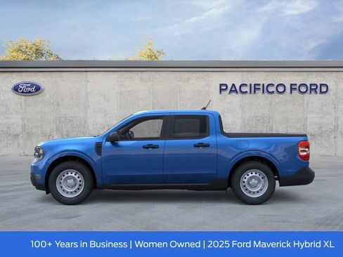 New 2025 Ford Maverick XL image 4