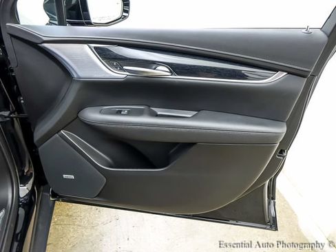 Certified 2023 Cadillac XT5 Premium Luxury w/ Technology Package FWD image 25