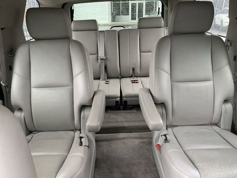 Used 2011 Chevrolet Tahoe LTZ AWD/4WD image 31