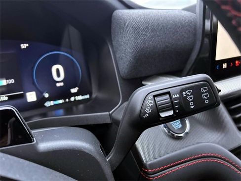 Used 2025 Ford Explorer ST-Line image 26