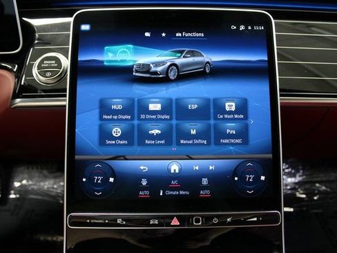 Used 2025 Mercedes-Benz S 580 4MATIC Sedan w/ AMG Line Package image 27