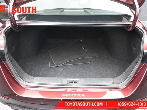 Used 2021 Nissan Sentra SV FWD image 25