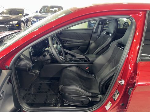 Used 2025 Hyundai Elantra N image 21