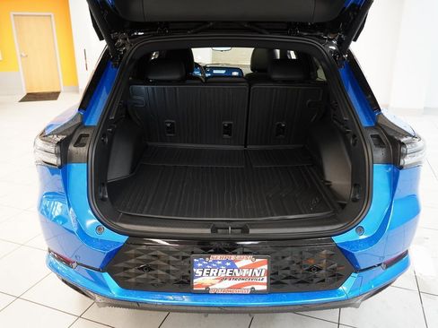 New 2026 Chevrolet Equinox EV RS image 13