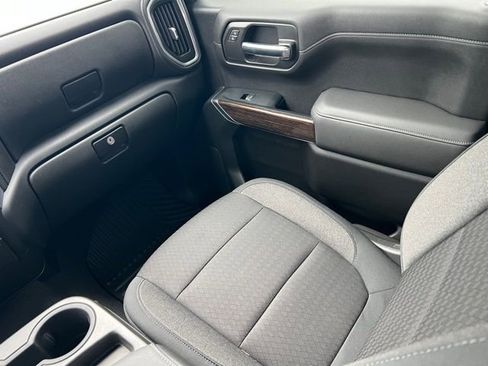 Used 2019 GMC Sierra 1500 SLE w/ SLE Value Package image 15