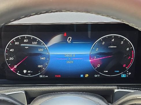 Used 2025 Mercedes-Benz GLB 250 image 26
