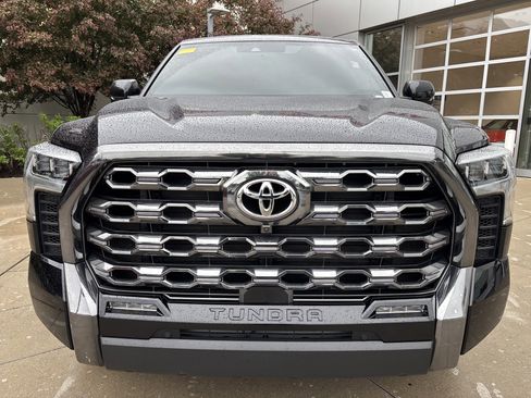 Used 2025 Toyota Tundra Platinum AWD/4WD image 5