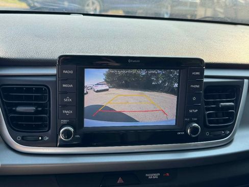 Used 2020 Kia Rio S image 16