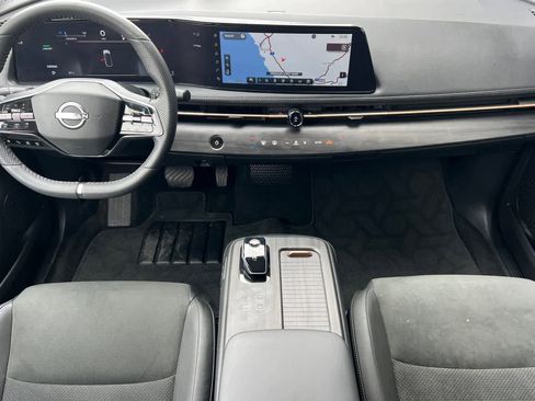 Used 2024 Nissan Ariya FWD image 4