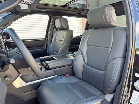 Used 2022 Toyota Tundra Platinum AWD/4WD image 41