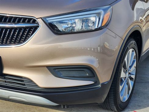 Used 2018 Buick Encore Preferred image 9