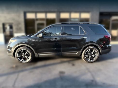 Used 2014 Ford Explorer Sport w/ Equipment Group 401A image 2
