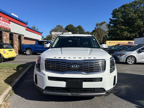 Used 2020 Kia Telluride S w/ S 8 Passenger Seating Package image 2