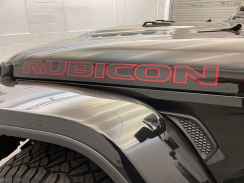 Used 2020 Jeep Gladiator Rubicon image 12