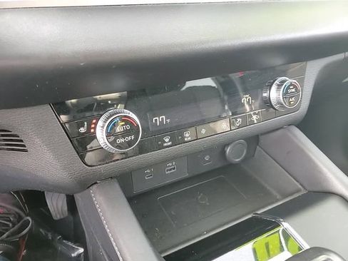 Used 2024 Mitsubishi Outlander SE image 23