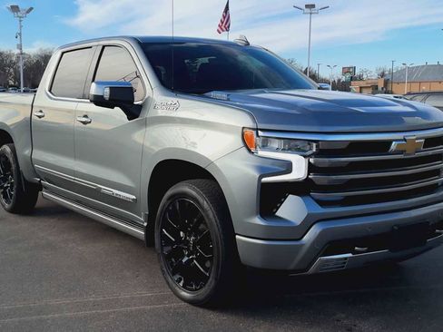 Certified 2024 Chevrolet Silverado 1500 High Country image 8